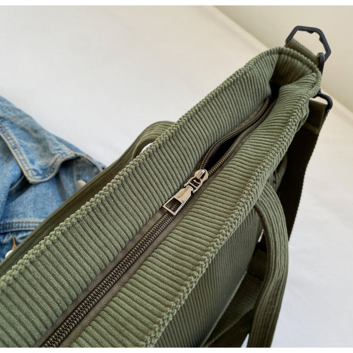 Ava™ | The stylish corduroy bag for every occasion